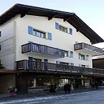 Garni Testa Grigia Hotel 3*