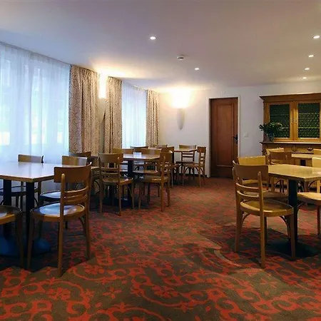 Garni Testa Grigia 3*