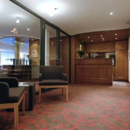 Garni Testa Grigia Szálloda