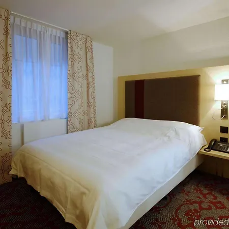 Garni Testa Grigia 3* زيرمات