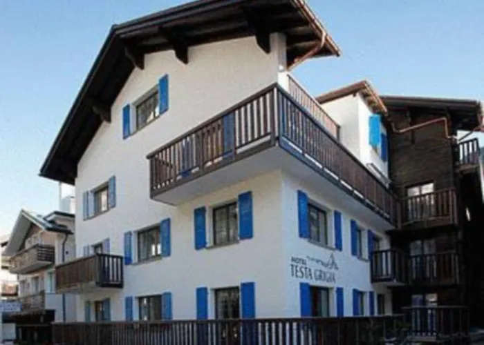 Garni Testa Grigia Hotel 3*