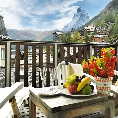 Otel Garni Testa Grigia 3*